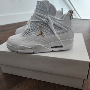 Womens Air Jordan 4 Net Sneakers in White and Gold